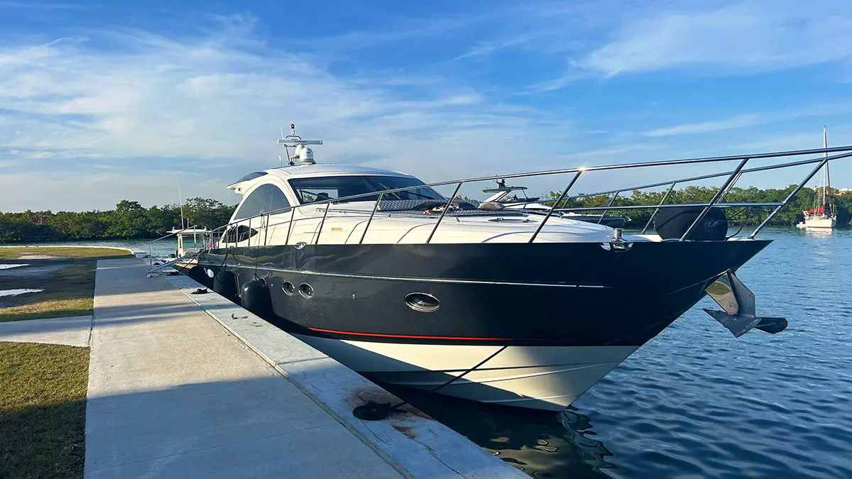 70' Princess, 21 m Princess 70 charter yacht