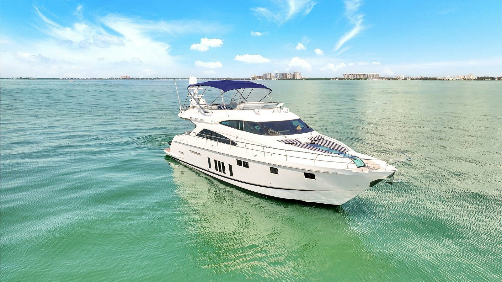 66' Fairline + Water Toys + Jetski 1Hr, 20.1 m Fairline 66 charter yacht