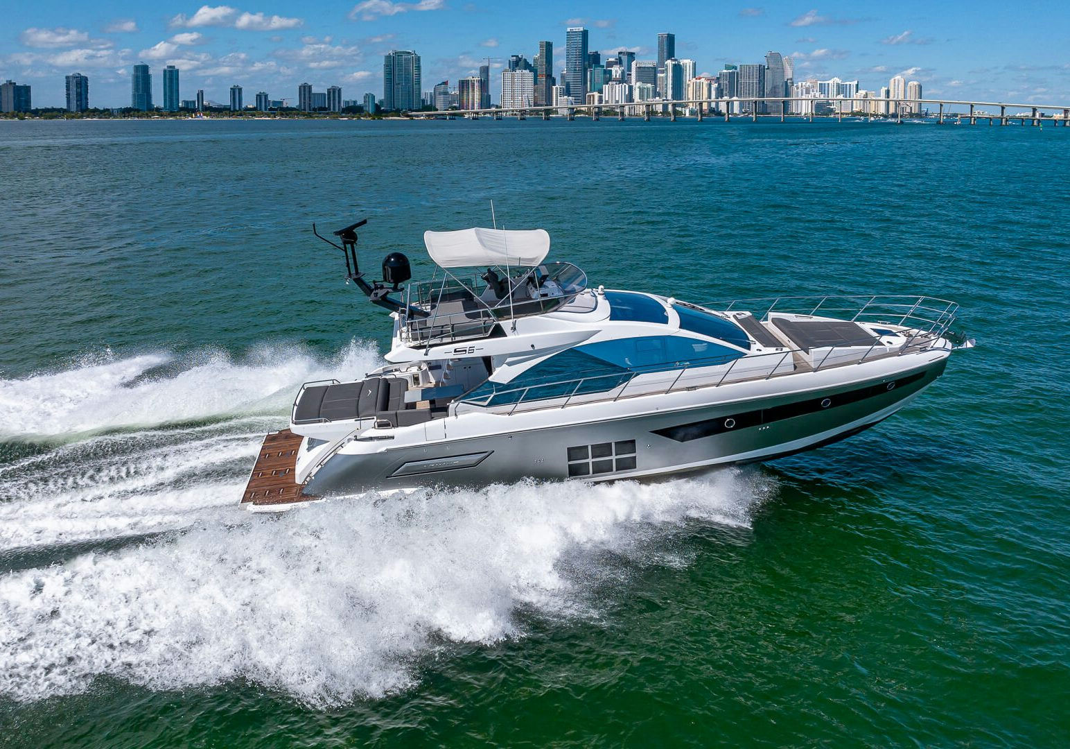 Azimut 60S, 18.3 m Azimut 60S charter yacht