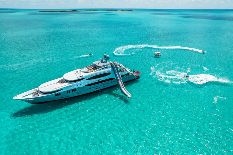 ZOOM ZOOM ZOOM, 49.1 m charter yacht