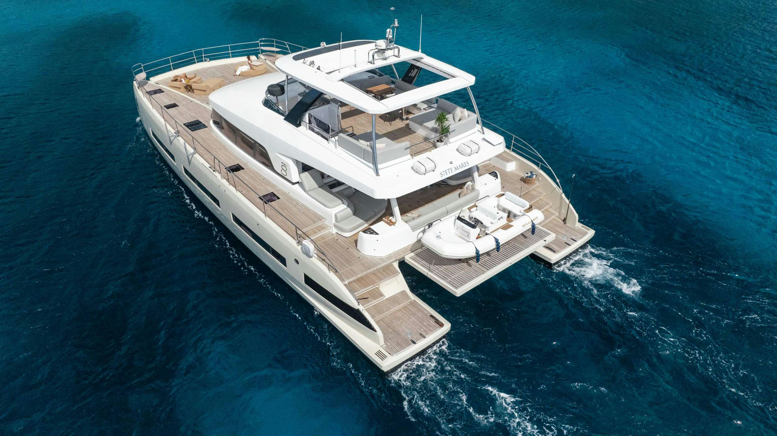 Siete Mares, 23 m Lagoon charter yacht