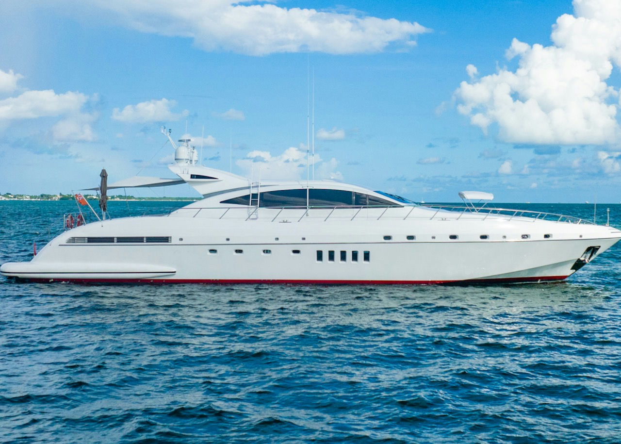 Houdini, 28.3 m charter yacht