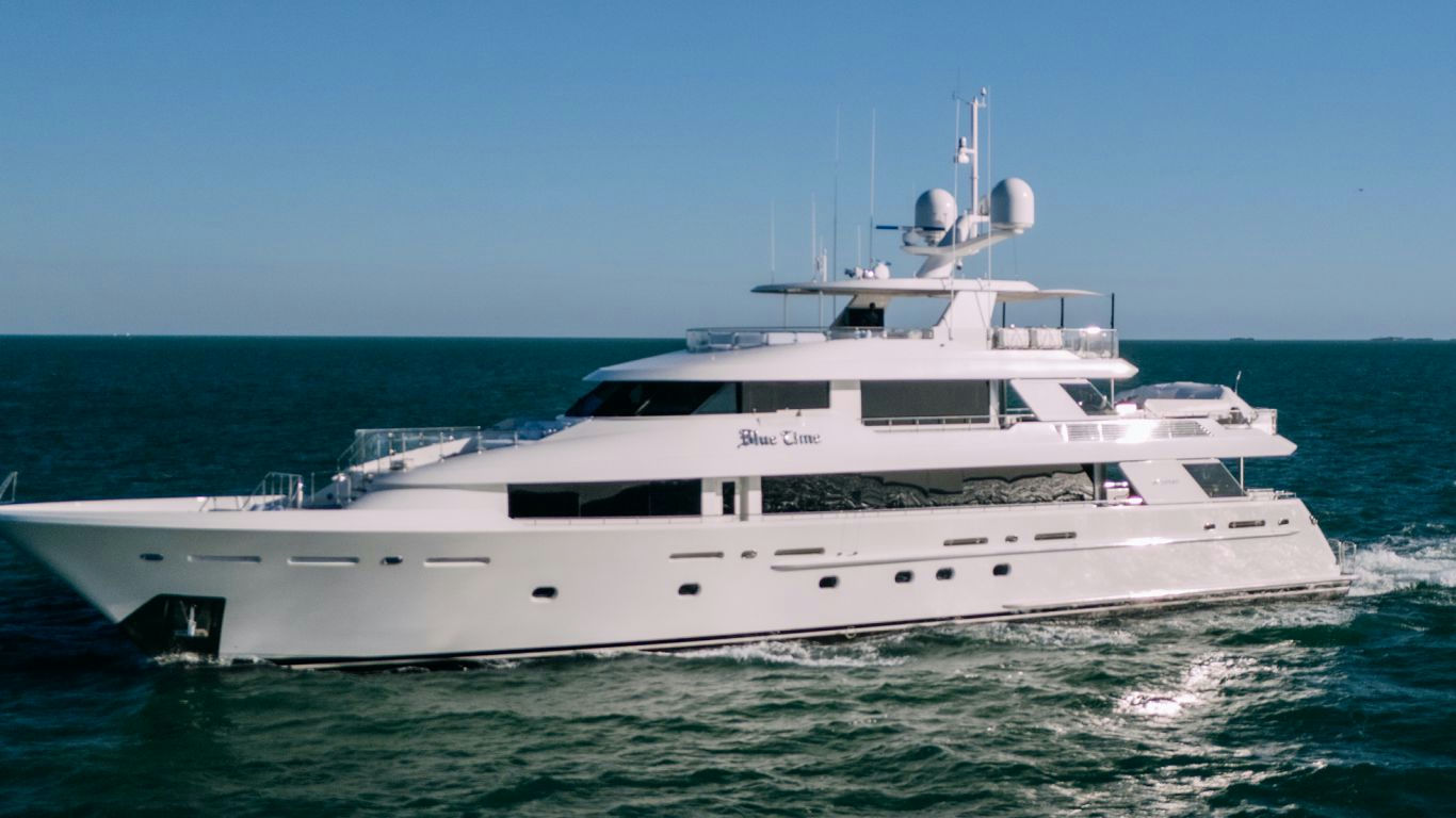 BLUE TIME, 39.6 m charter yacht