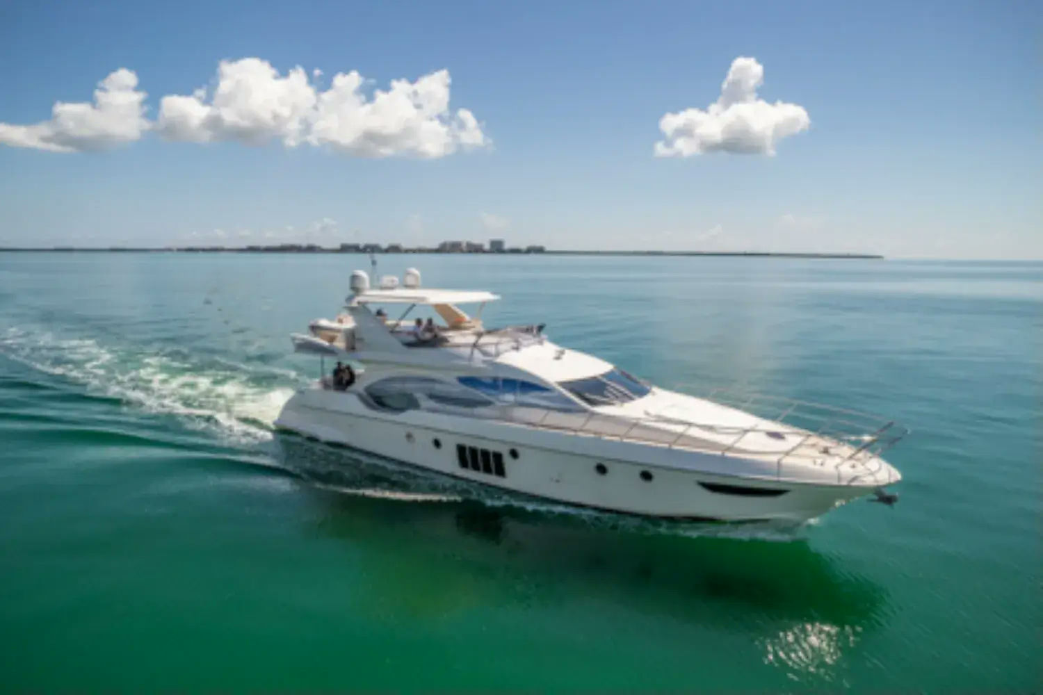 70' Azimut + Water Toys + Jetski 1Hr, 21.3 m Azimut 70 charter yacht