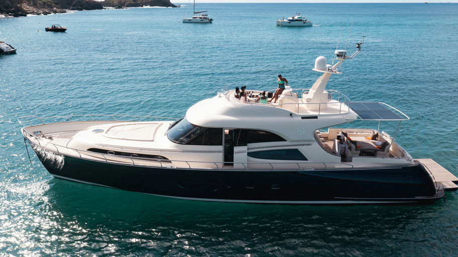 74' Mochi (Polissena), 22.6 m Mochi Craft charter yacht