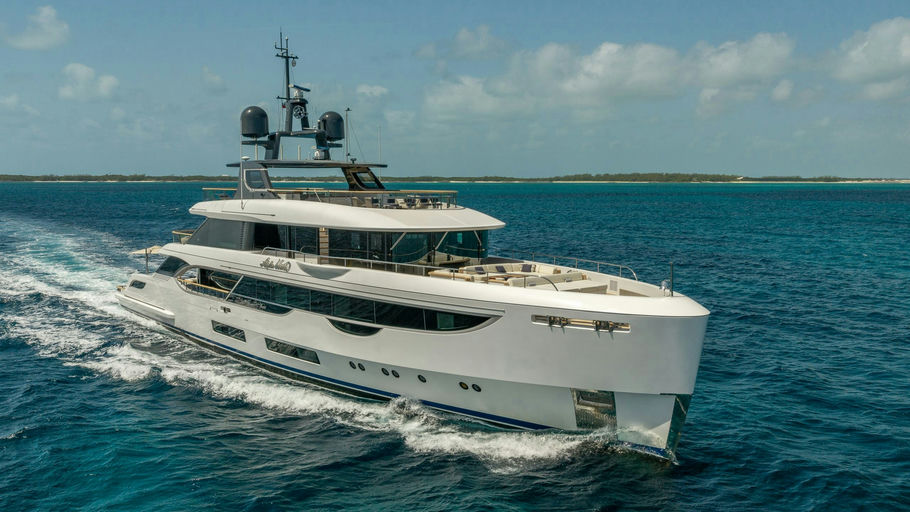 ALPHA WAVES, 40.5 m charter yacht