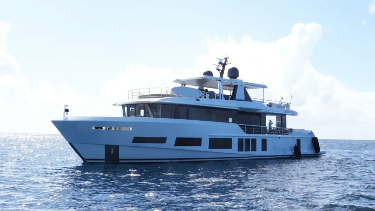 CYRA (106' Alpha Custom Yachts), 32.3 m charter yacht
