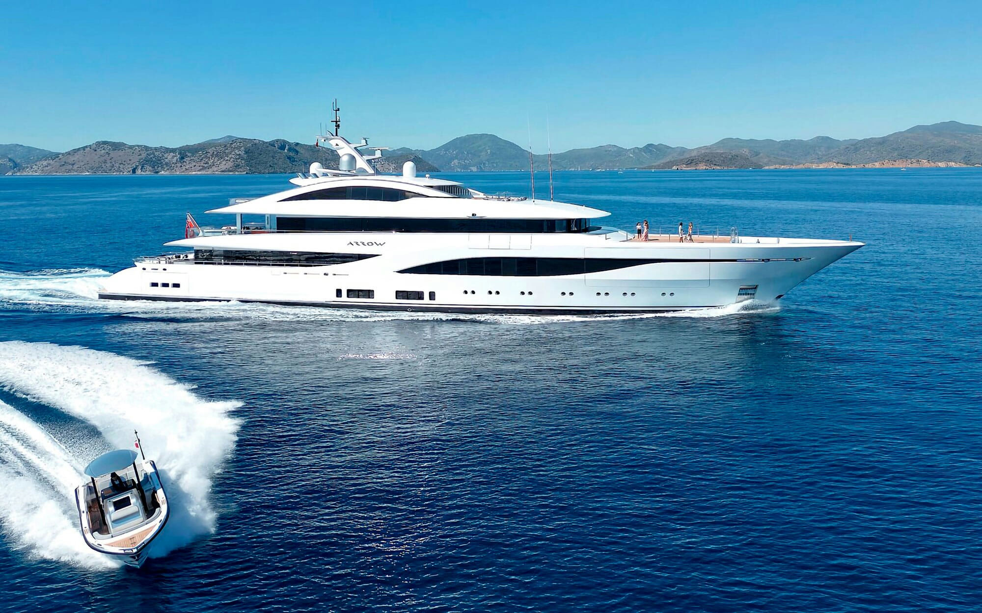 Arrow, 75 m charter yacht