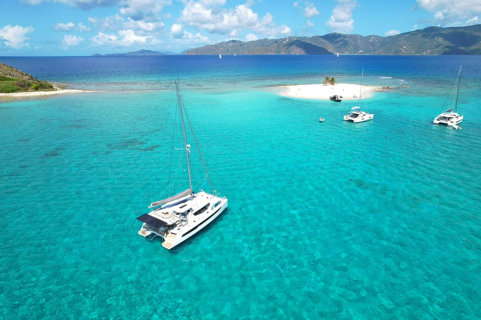Don't Worry, 13.7 m Leopard Catamarans Leopard 45 charter yacht