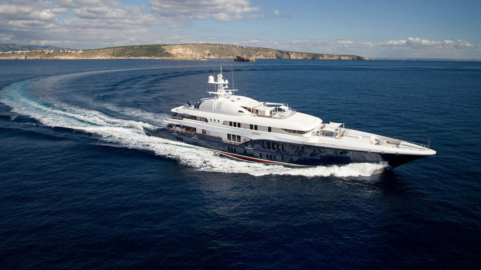 Sycara V, 68.2 m charter yacht