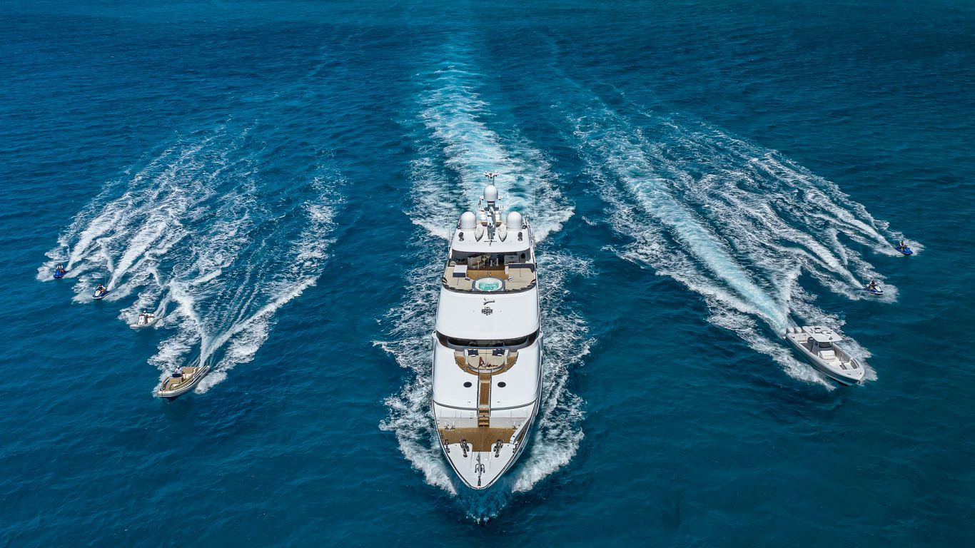 LADY ELAINE, 49.7 m charter yacht