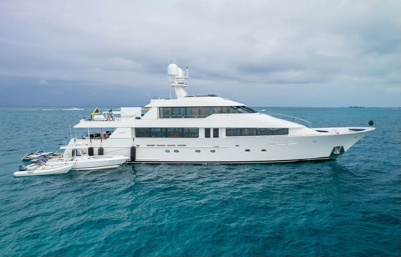 Avalina, 39.6 m charter yacht